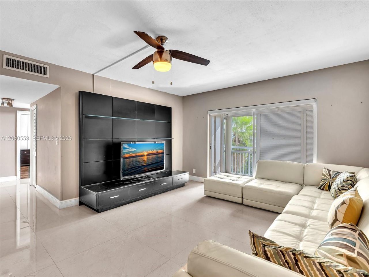 4400 Hillcrest Dr , Unit 617B, Hollywood, FL 33021 Photo