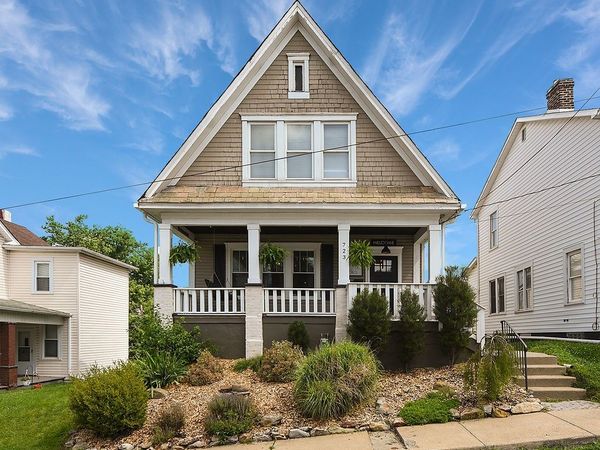 723 8th St, Irwin, PA 15642