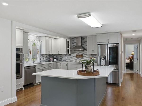 19 Michael Ave., Nashua, NH 03062
