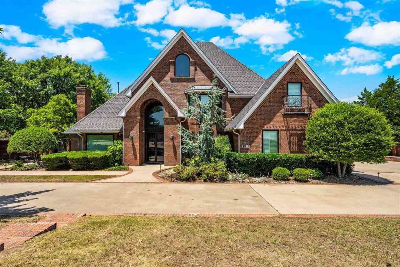 2608 NW Stone Hill Dr, Lawton, OK 73505 Main Photo