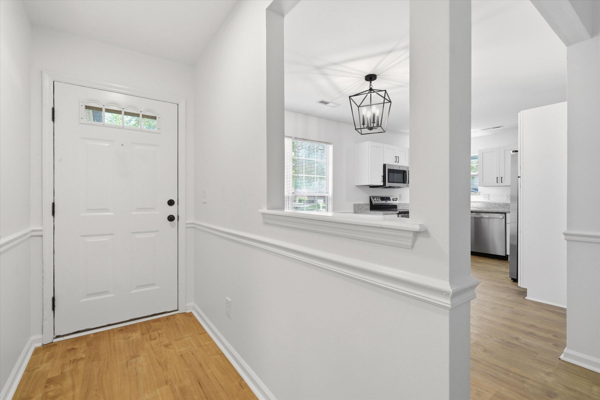 2403 Castlereagh Road Photo 14