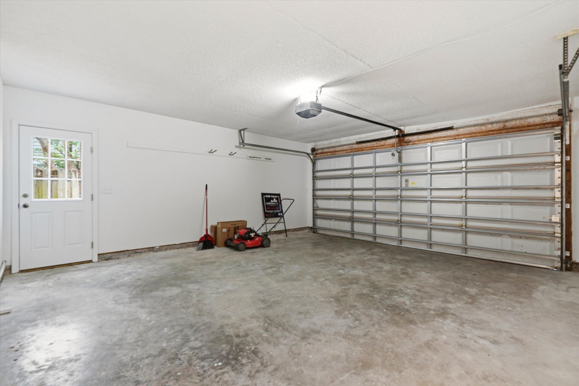 2403 Castlereagh Road Photo 33