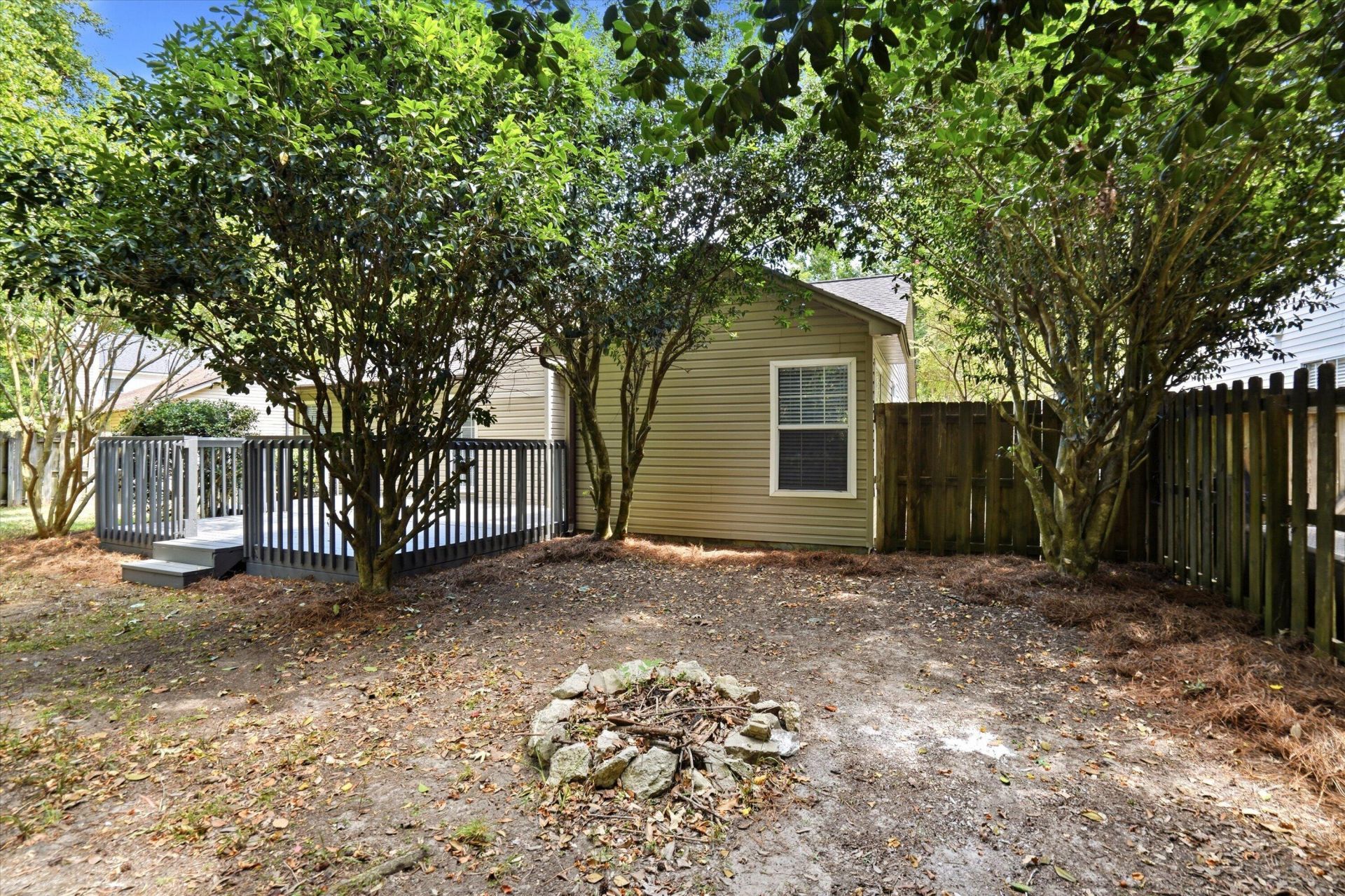 2403 Castlereagh Road Photo 33