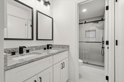2403 Castlereagh Road photo 4