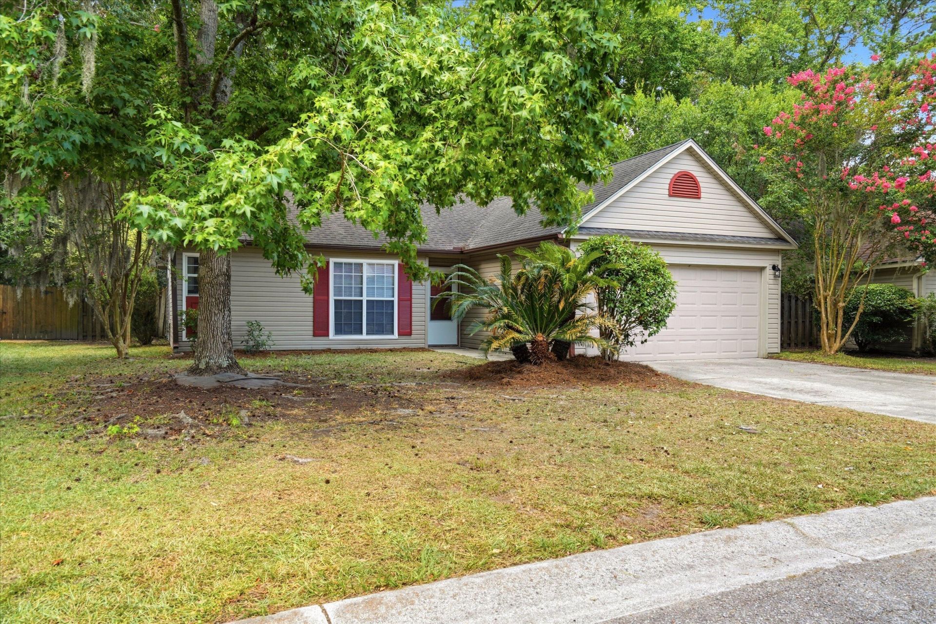 2403 Castlereagh Road Photo 7
