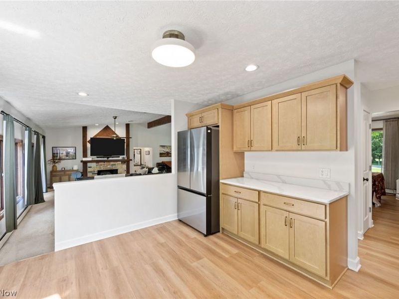2391 Lyndon Drive, Uniontown, OH 44685 Photo 10