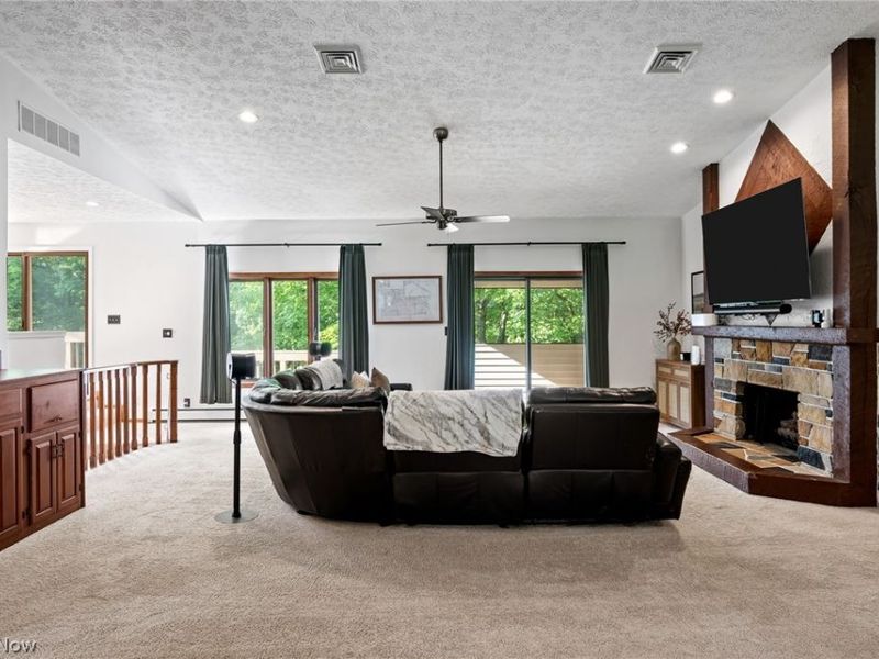 2391 Lyndon Drive, Uniontown, OH 44685 Photo 11
