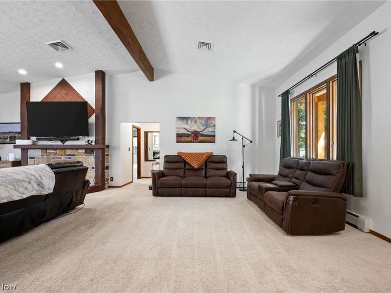 2391 Lyndon Drive, Uniontown, OH 44685 Photo 9