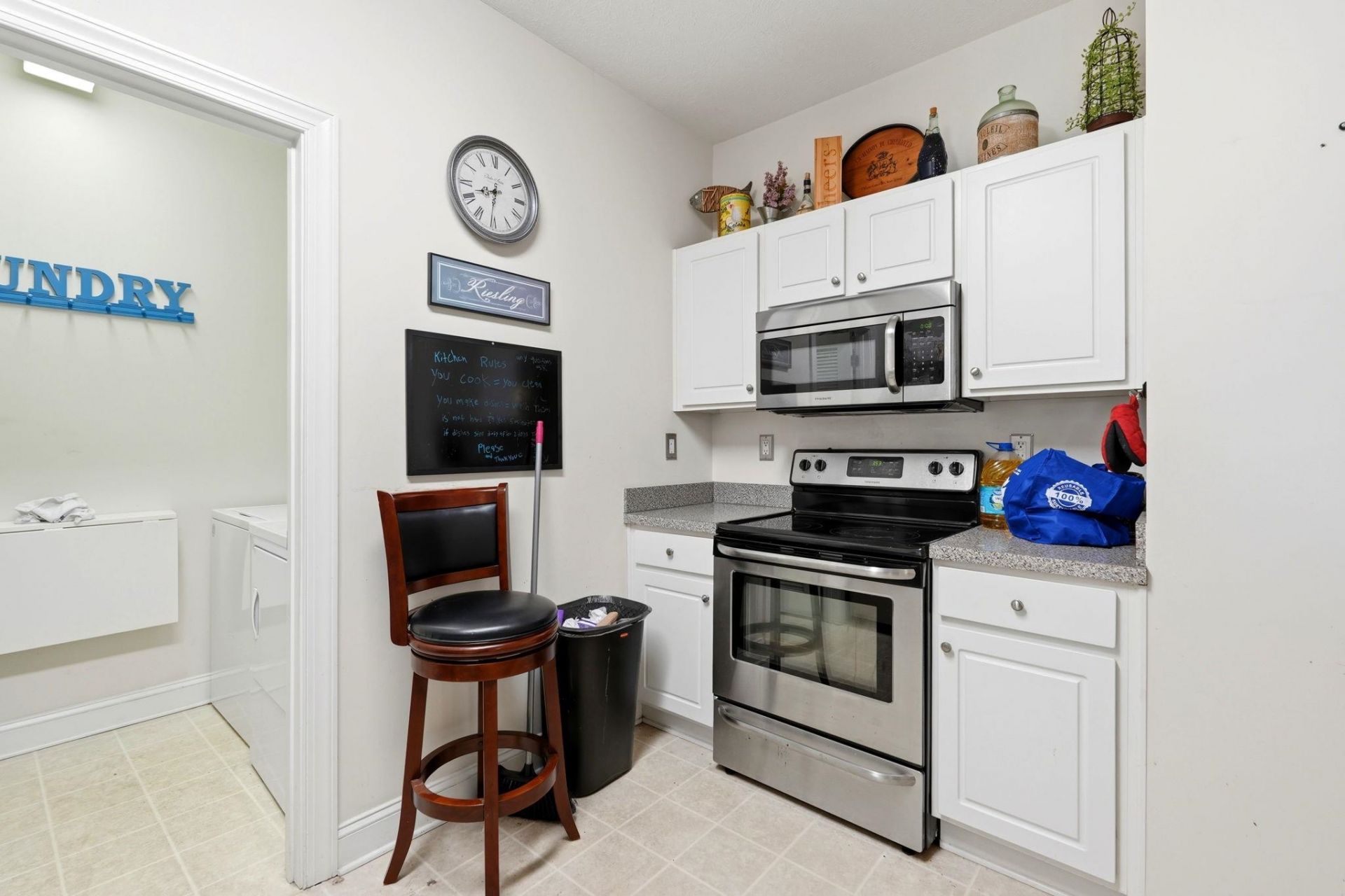 6000 Windsor Green Way  Photo 10