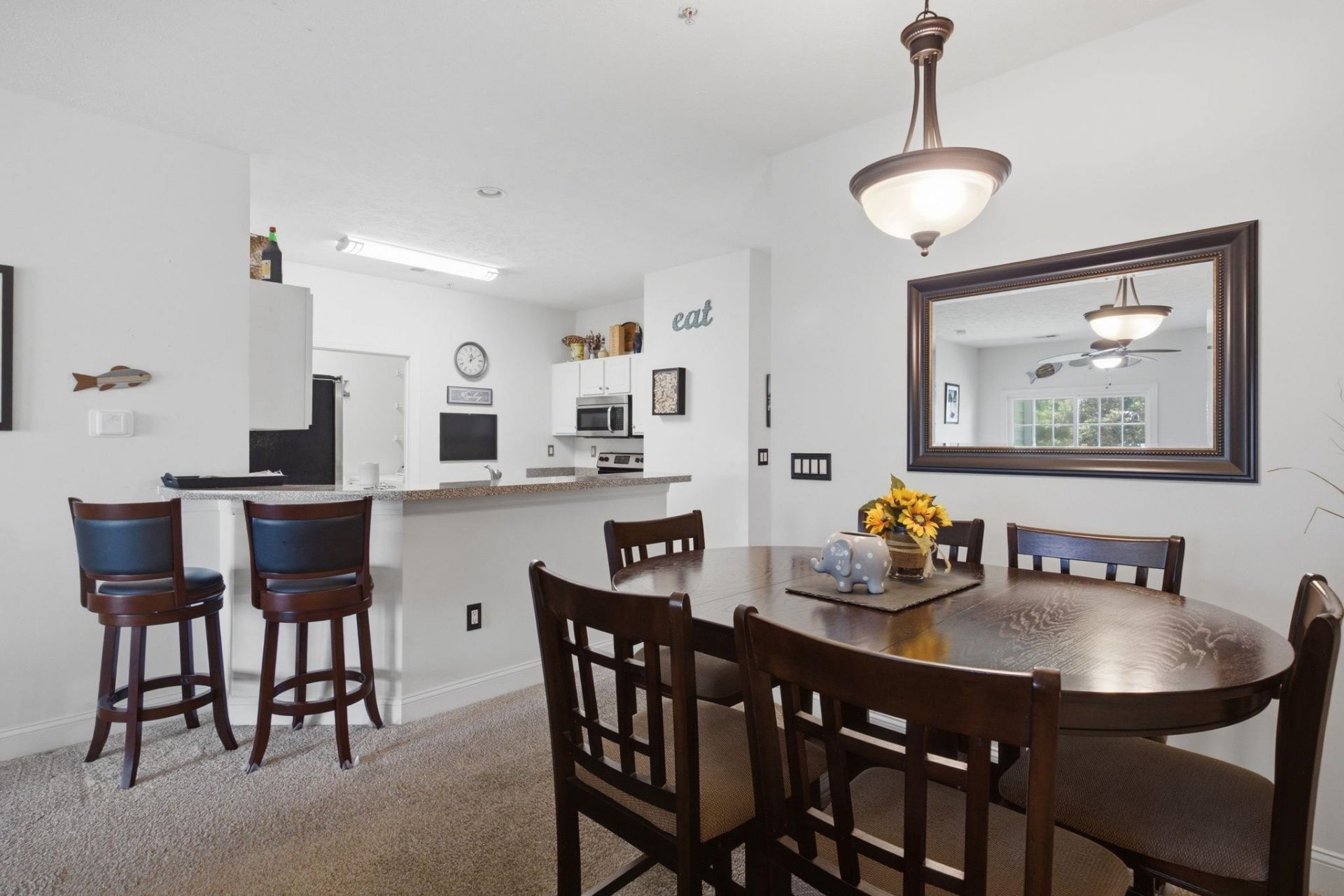 6000 Windsor Green Way Photo 11