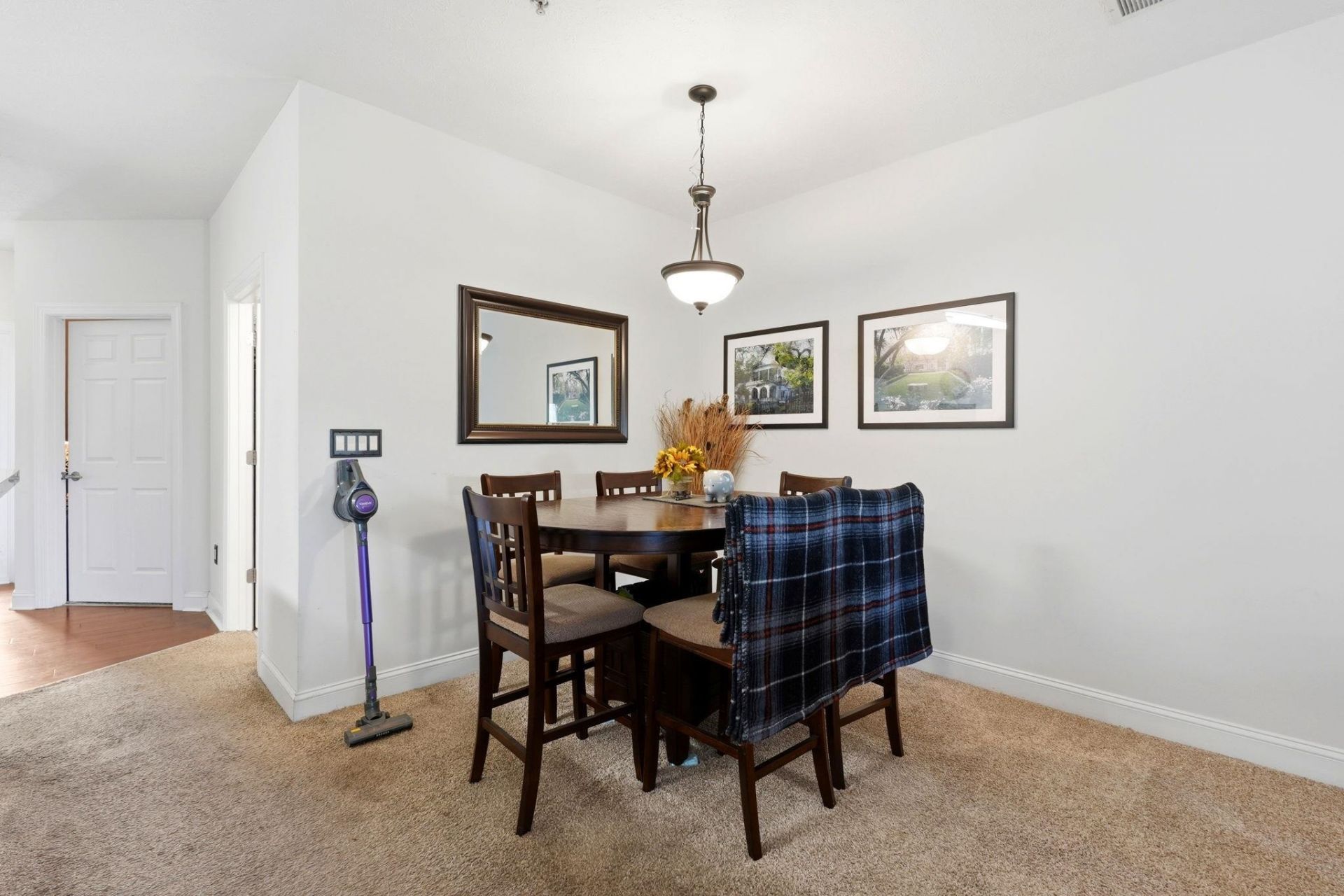 6000 Windsor Green Way  Photo 15