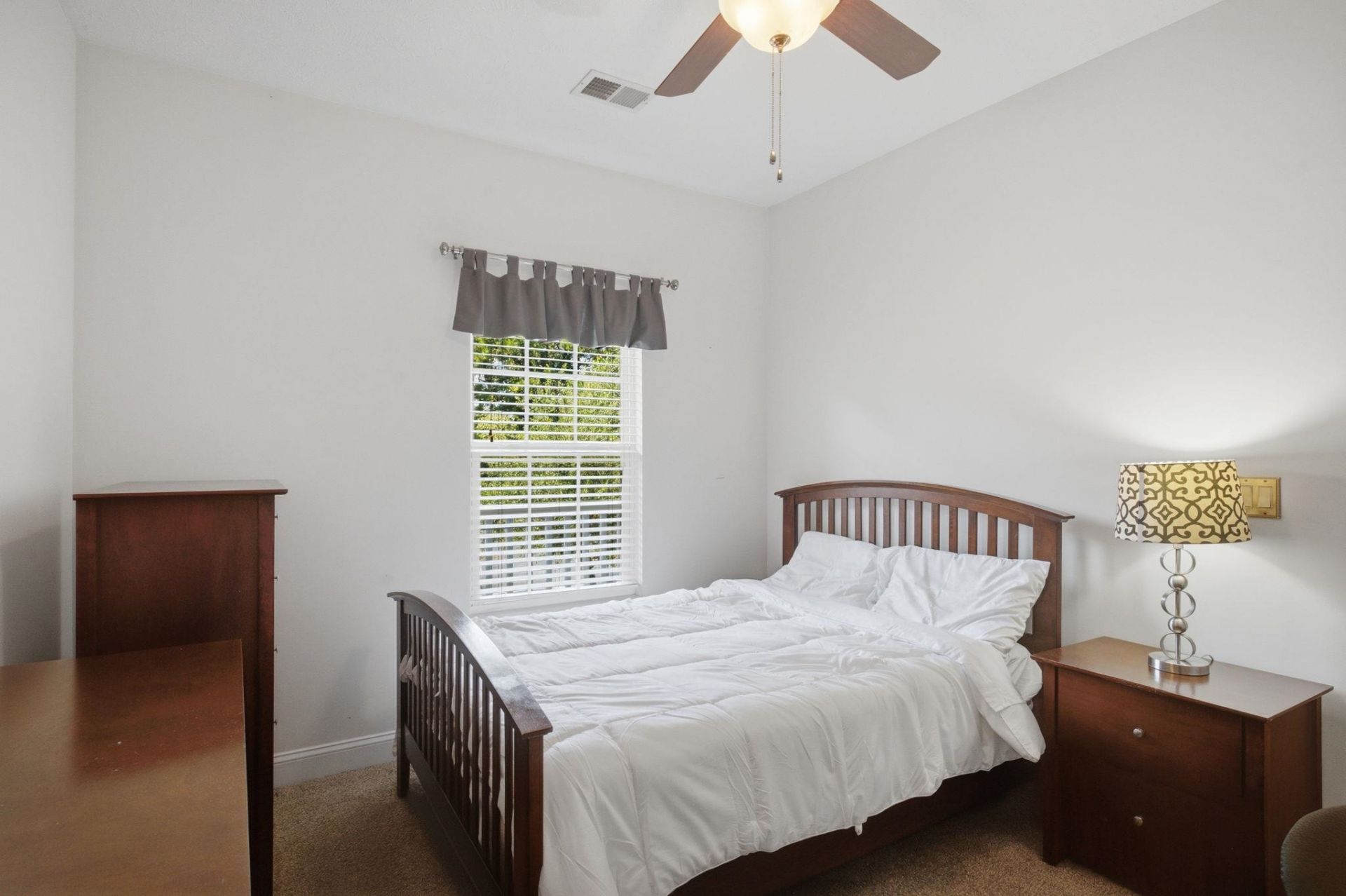 6000 Windsor Green Way Photo 15