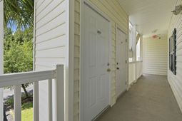6000 Windsor Green Way  photo 4