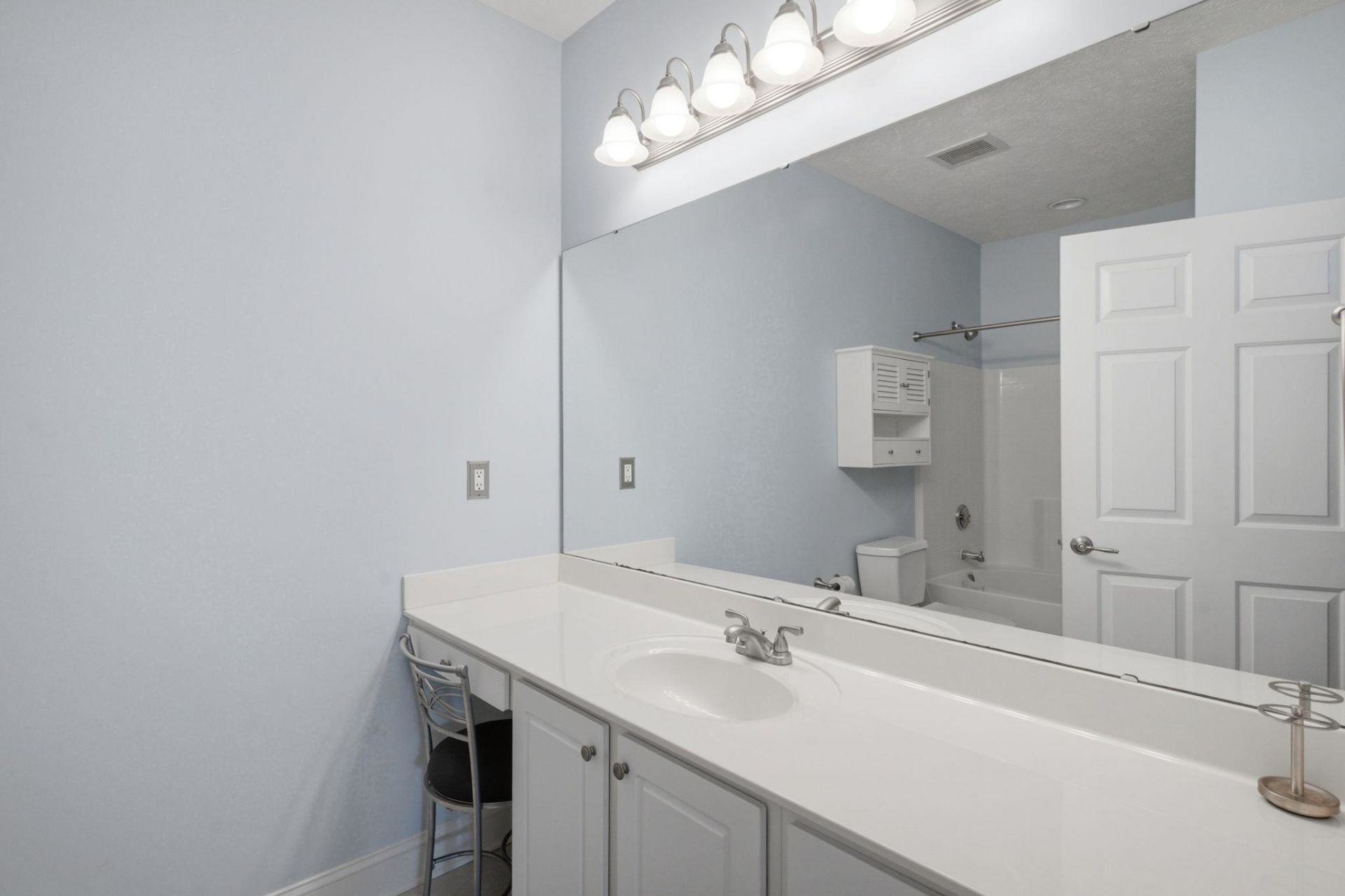 6000 Windsor Green Way Photo 22