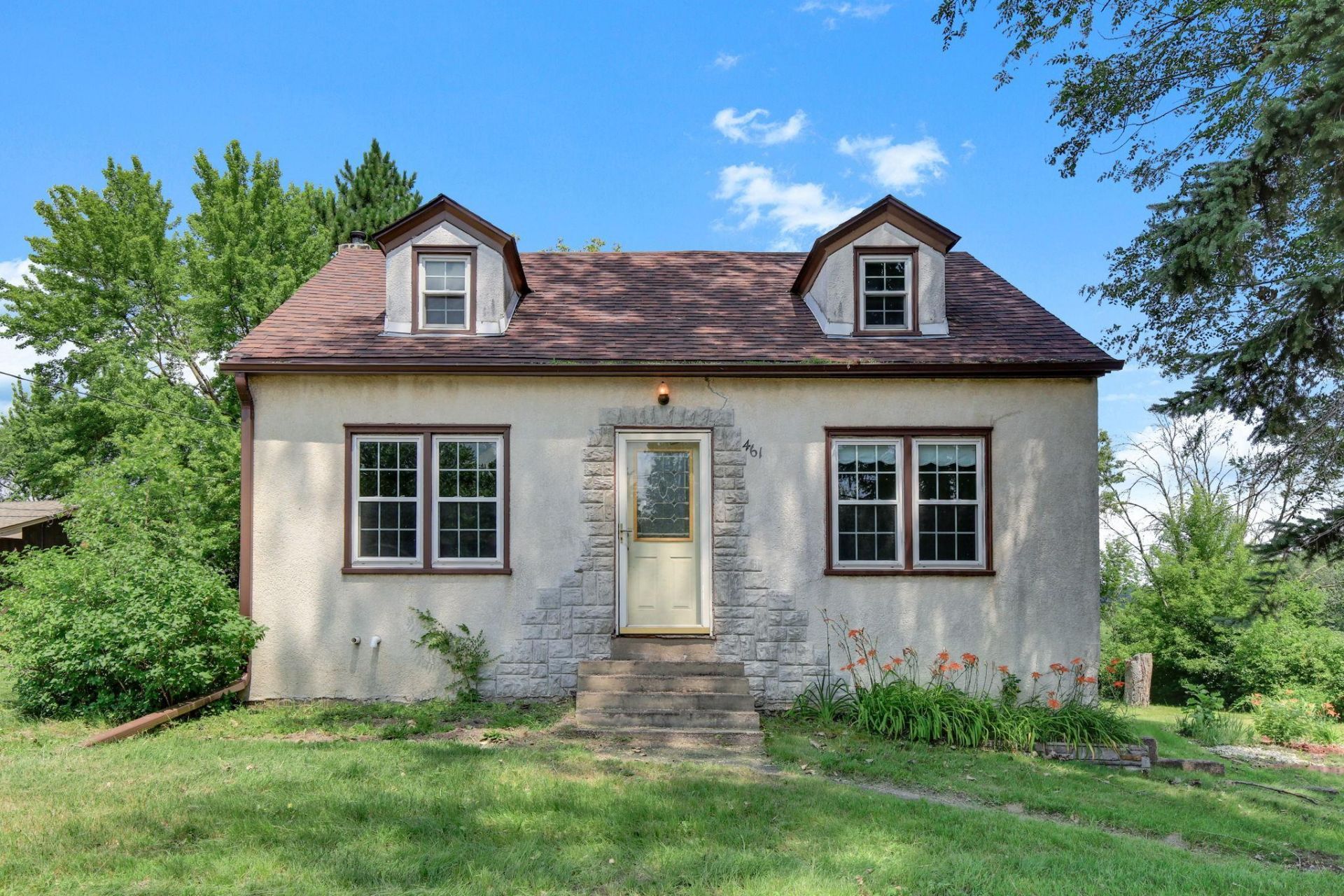 461 Birch Street , Circle Pines, MN 55014