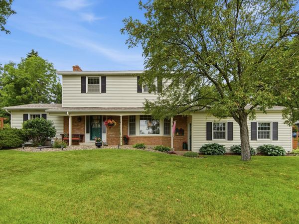 2623 Riviera Drive N, White Bear Lake, MN 55110
