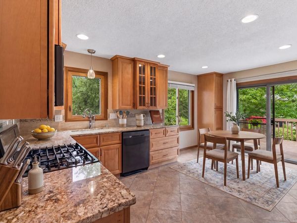 1592 Bellows Street, West Saint Paul, MN 55118