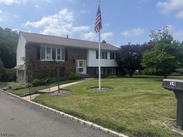 14 Hinchman Ave, Wayne, NJ 07470