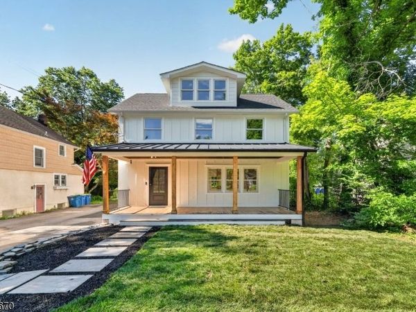 129 W Oak St, Bernards, NJ 07920