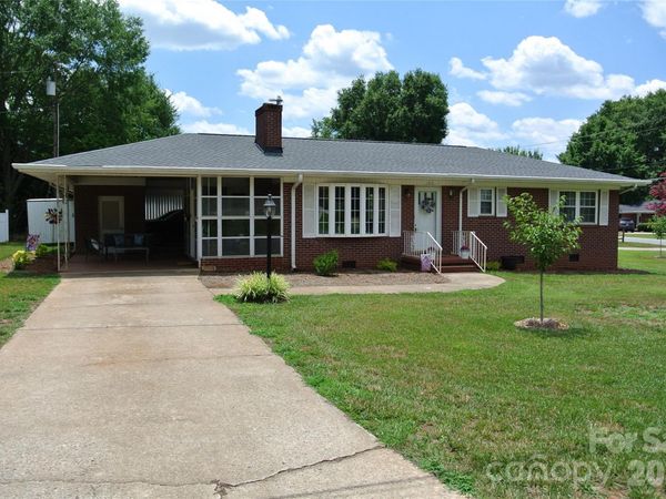 106 Freeman Street, Rutherfordton, NC 28139
