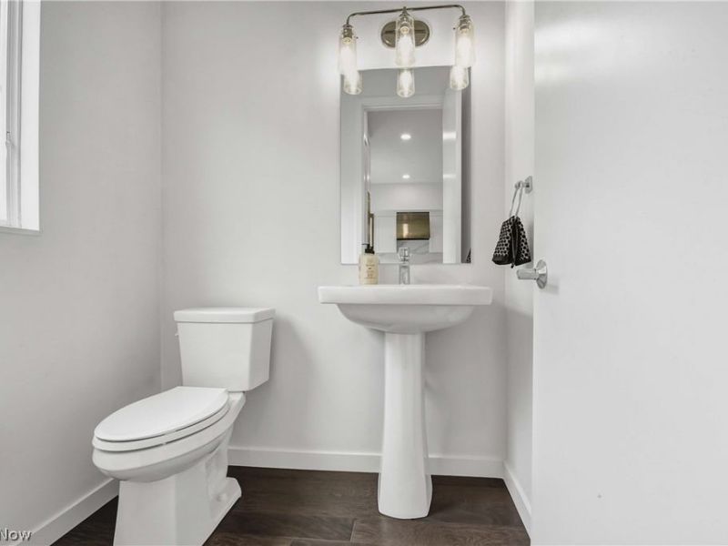 18875 Riversouth Terrace, Unit 11, Fairview Park, OH 44126 Photo 13