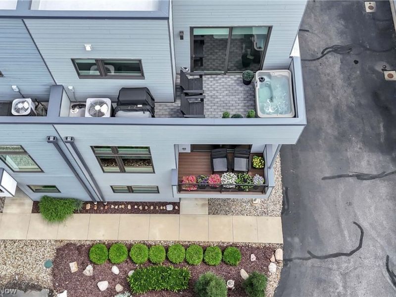 18875 Riversouth Terrace, Unit 11, Fairview Park, OH 44126 Photo 33