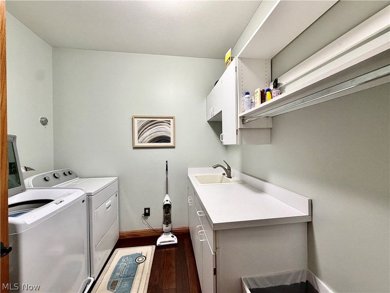2101 Oakwood Street, Girard, OH 44420 Photo 17
