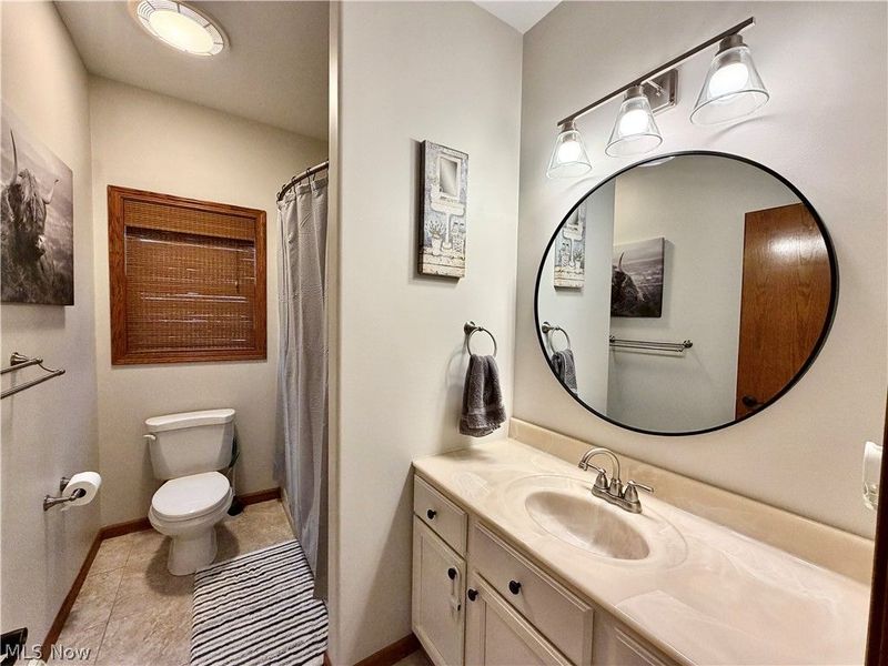 2101 Oakwood Street, Girard, OH 44420 Photo 18