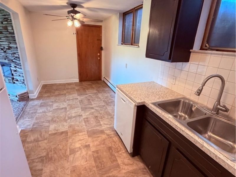 12276 Cleveland Avenue NW, Uniontown, OH 44685 Photo 13