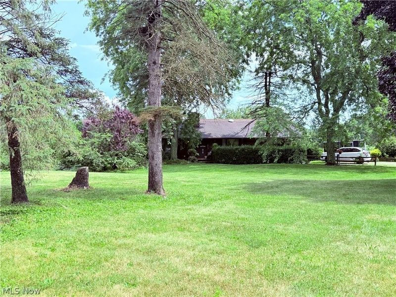 12276 Cleveland Avenue NW, Uniontown, OH 44685 Photo 5