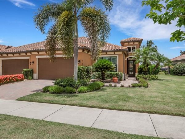 9142 Isla Bella CIR , BONITA SPRINGS, FL 34135
