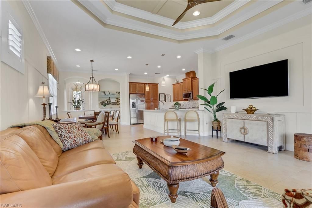 9142 Isla Bella Cir , Bonita Springs, FL 34135 Photo
