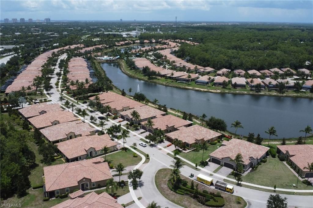 9142 Isla Bella Cir , Bonita Springs, FL 34135 Photo