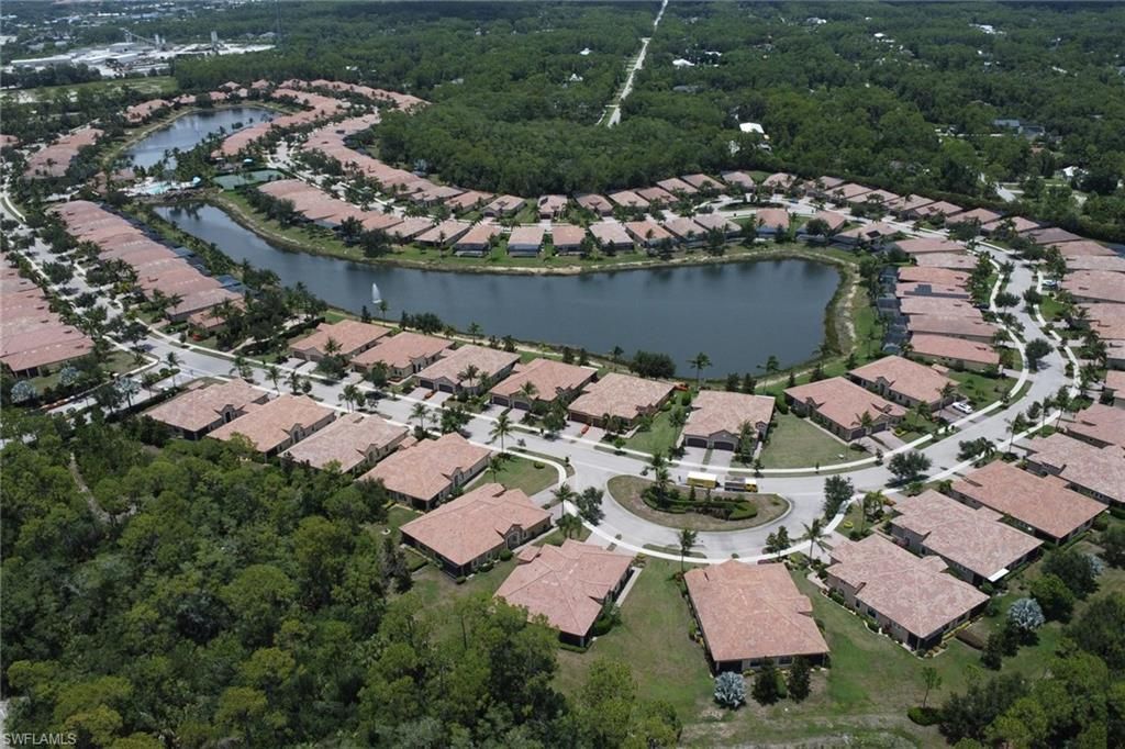9142 Isla Bella Cir , Bonita Springs, FL 34135 Photo