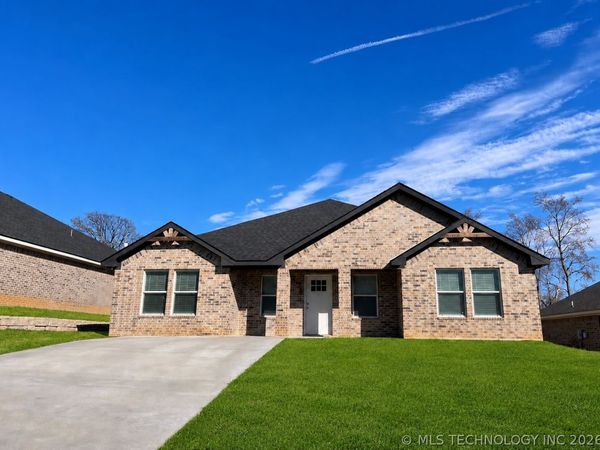 100 Watch Hill Drive , Durant, OK 74701