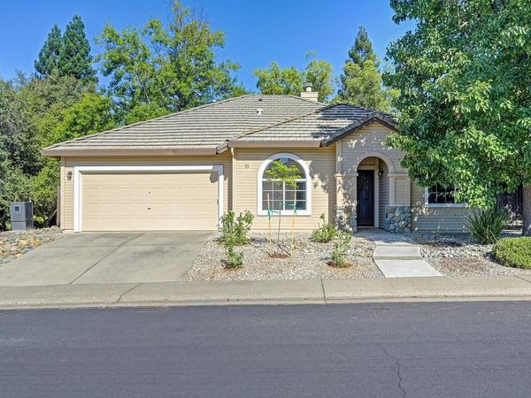 111 Larkin Cir, Folsom, CA 95630