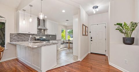 111 Larkin Cir, Folsom, CA 95630 Photo