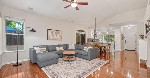 111 Larkin Cir, Folsom, CA 95630 Photo