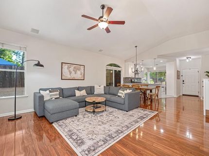 111 Larkin Cir, Folsom, CA 95630 Photo