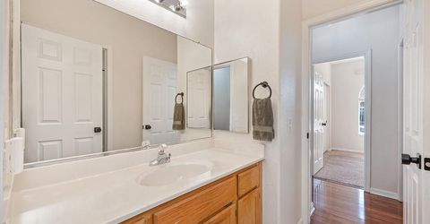 111 Larkin Cir, Folsom, CA 95630 Photo