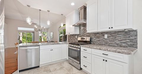 111 Larkin Cir, Folsom, CA 95630 Photo