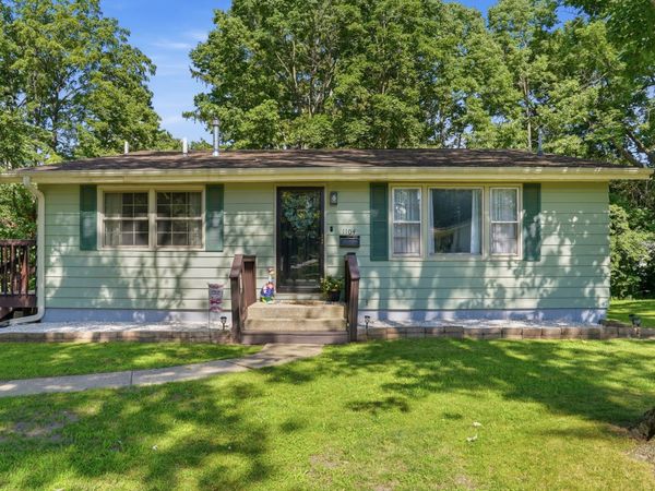 1104 Elm Place , Dixon, IL 61021