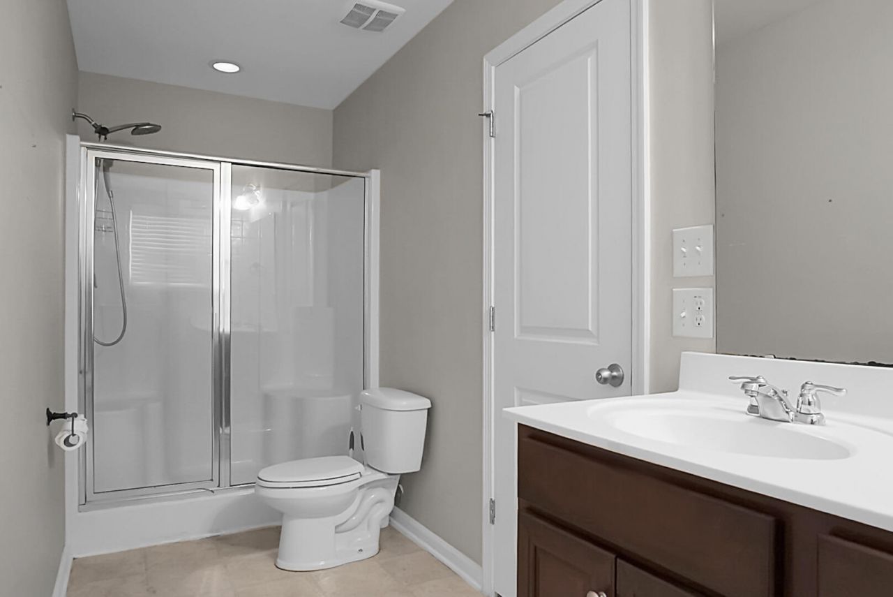 243 Oglethorpe Circle Photo 34