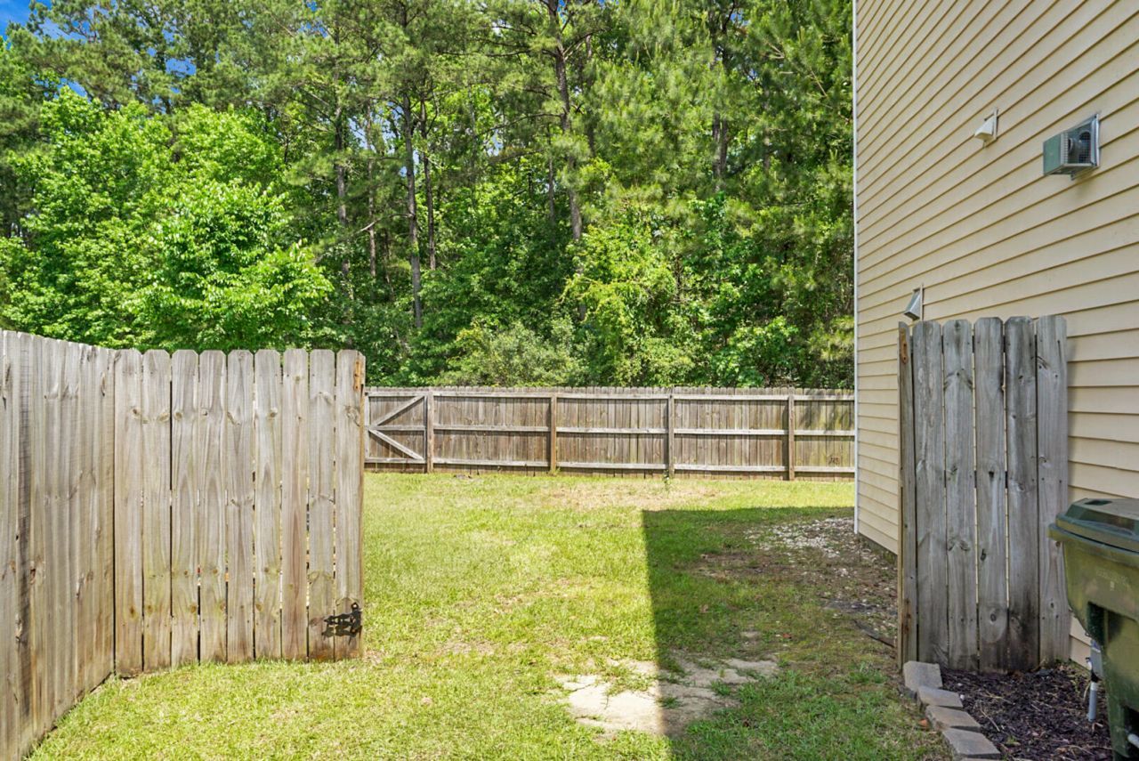 243 Oglethorpe Circle Photo 5
