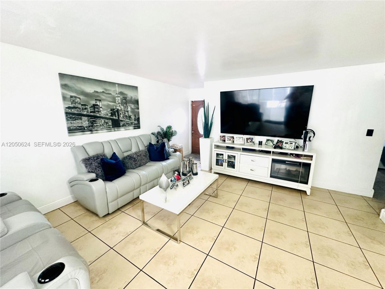 6837 W 19th Ct, Unit 6837, Hialeah, FL 33014 Photo