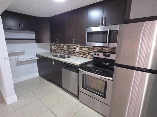 4170 NW 79th Ave , Unit 1B, Doral, FL 33166