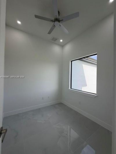 329 Kismet Pkwy W, Cape Coral, FL 33990 Photo