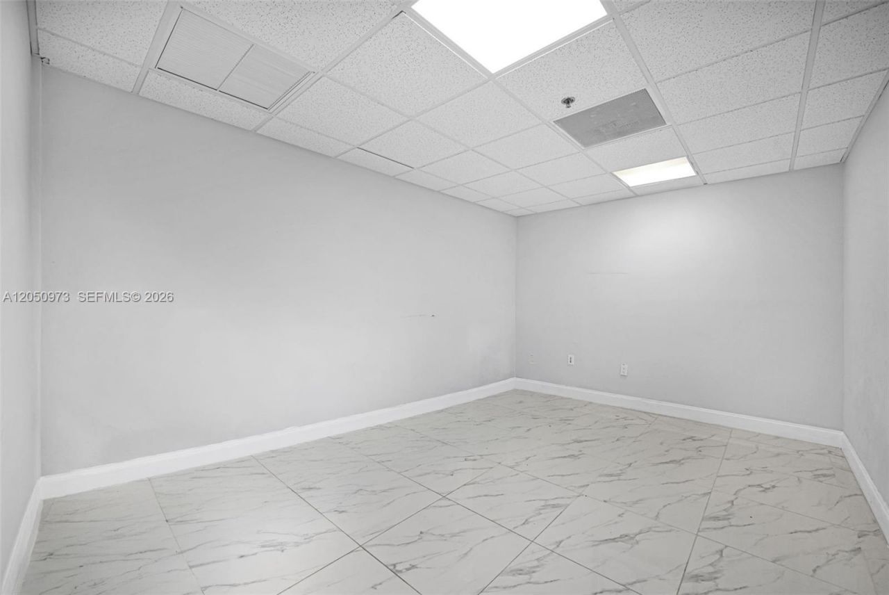 12550 Biscayne Blvd, Unit 702, North Miami, FL 33181 Photo