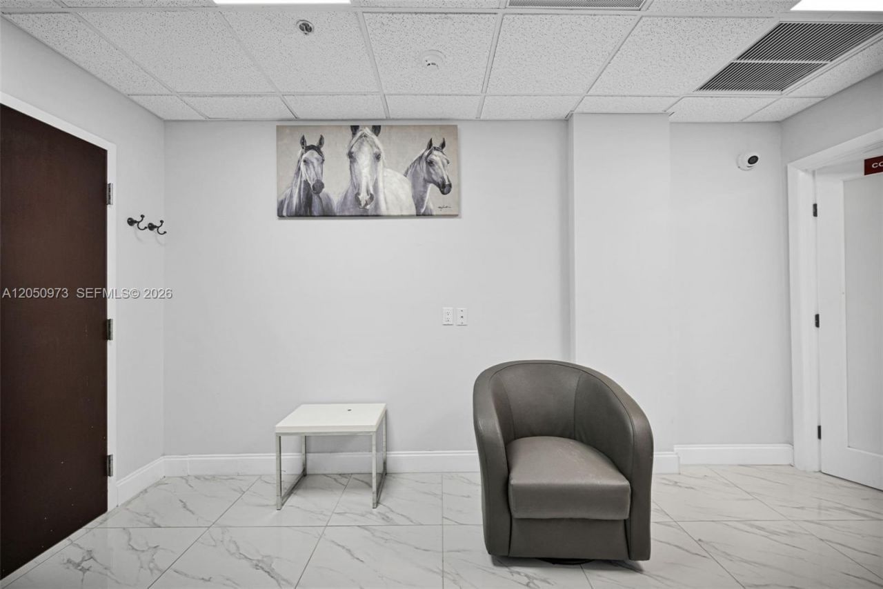 12550 Biscayne Blvd, Unit 702, North Miami, FL 33181 Photo