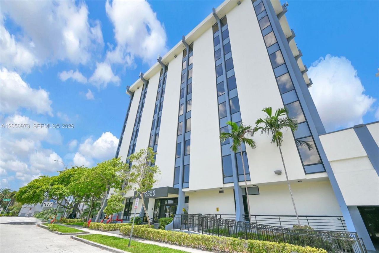 12550 Biscayne Blvd, Unit 702, North Miami, FL 33181 Photo